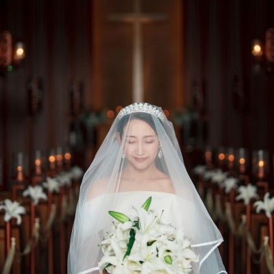 <br>【外観】キャンドルの煌めきが美しい、ライトアップされた外観でロマンティックな撮影を