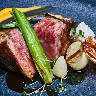 <br>【料理・ケーキ】どの年代からも好評なブランドホテルの婚礼料理
