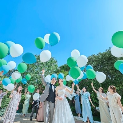 <br>【披露宴】SALON DE FLEURS ～サロン ドゥ フルール～【着席人数】～140名