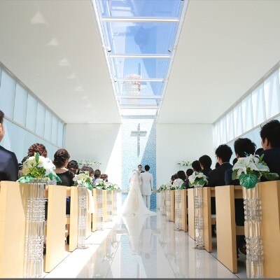 <br>【挙式】空と海と神戸の景色に祝福されるガラスのアクアホール<br><a href='/sp/wedding/people/2187/4449/' class='link2'>この先輩カップルの体験レポートを見る</a>