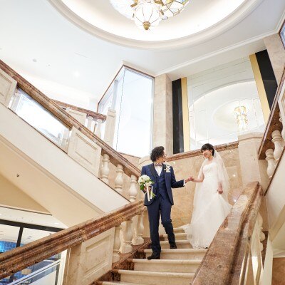 大階段撮影は、花嫁様に人気の撮影スポットです♪