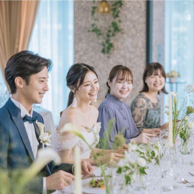 友人や家族とアットホームに過ごすことができる少人数会食会場<br>【披露宴】ブローニュ