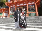 はじめての見学にオススメ 1300年の歴史ある八坂神社で美しい和の結婚式 見積りやスケジュールなど何でも相談ok 京都の和婚見学 相談会 Id 八坂神社 常磐新殿 マイナビウエディング