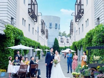 「街」を舞台に幸せを紡ぐウエディング