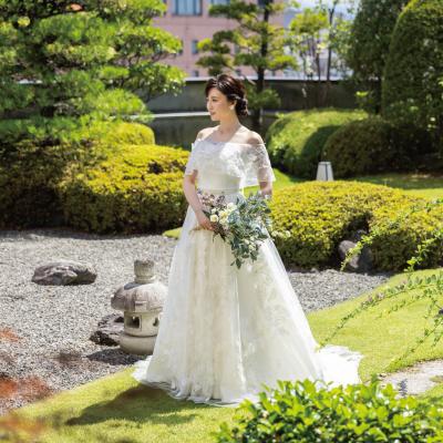日本庭園ではドレスの撮影もおすすめ<br>【庭】日本庭園