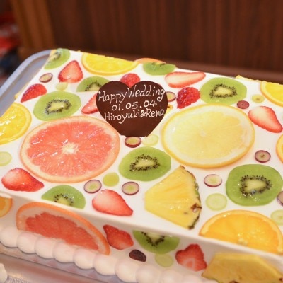 カラフル！フルーツいっぱいスクエアケーキ<br>【料理・ケーキ】ケーキ・デザートビュッフェ