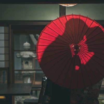 昔ながらの日本家屋をリノベートした空間で、懐かしくも新鮮な雰囲気の写真が残せる<br>【ドレス・和装・その他】前撮り