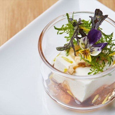 <br>【料理・ケーキ】どの年代からも好評なブランドホテルの婚礼料理