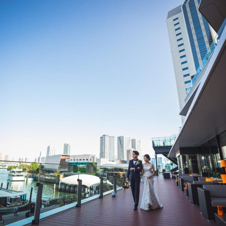 【開放感×洗練】アーバンリゾートWedding