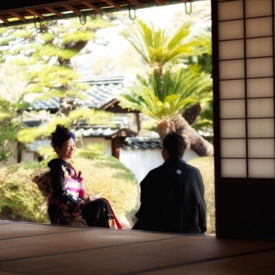 近隣には和装が映えるスポットも。和の写真も残したいというふたりはぜひ前撮りを<br>【ドレス・和装・その他】その他