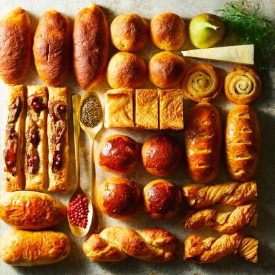 ハーブや柚子、八丁味噌など多彩な食材を使ったパンと料理のマリアージュにうっとり<br>【料理・ケーキ】料理