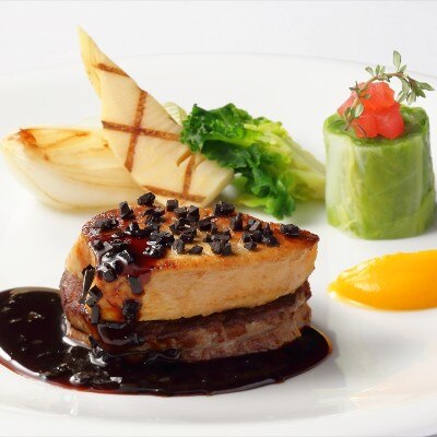 <br>【料理・ケーキ】妥協を許さずすべて手作り。見た目もあざやかな婚礼料理