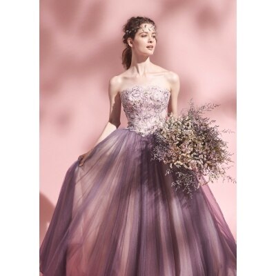<br>【ドレス・和装・その他】花嫁を最高に美しく輝ける瞬間に引き立てる運命の一着に出会える