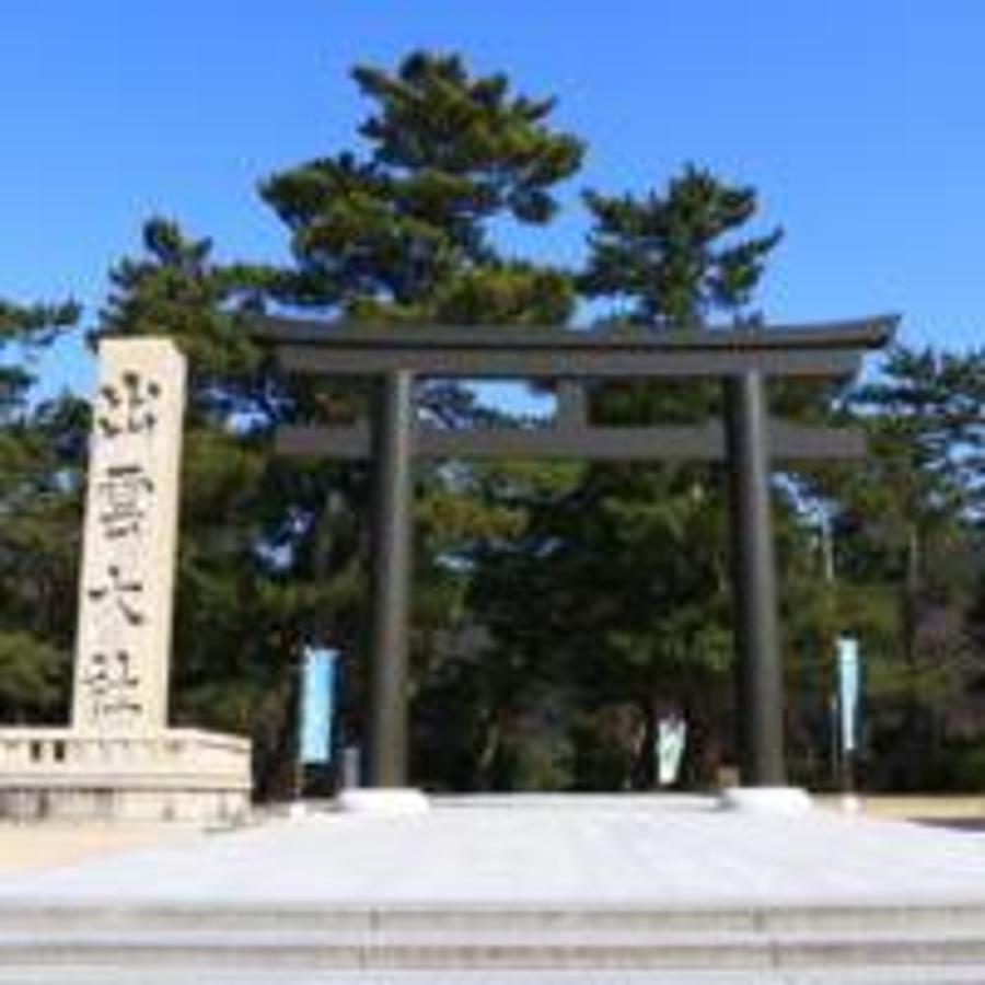 神話の地・出雲に鎮座する日本最古の社の一つで神々の祝福を受ける神前式を