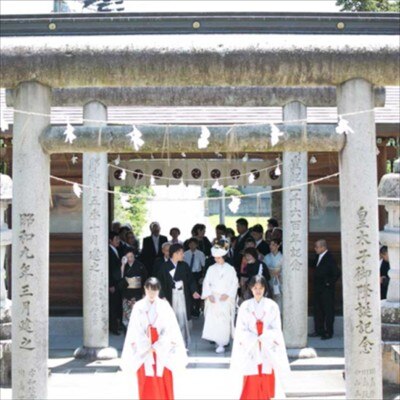 <br>【挙式】「石清水八幡宮」を含む地元の5つの神社