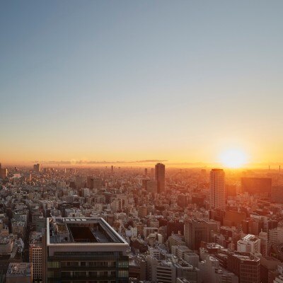 <br>【外観】歴史的建造物と近代的建物が融合したマンダリンオリエンタル東京の外観