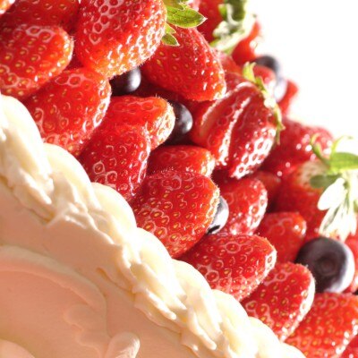 <br>【料理・ケーキ】芸術品のような彩　世界にひとつだけの　”ウエディングケーキ”