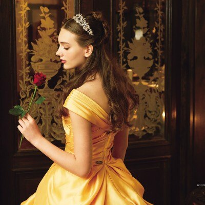 ベルの象徴的なカラーの黄色のドレス(C)Disney<br>【ドレス・和装・その他】ディズニー ウエディングドレスコレクション