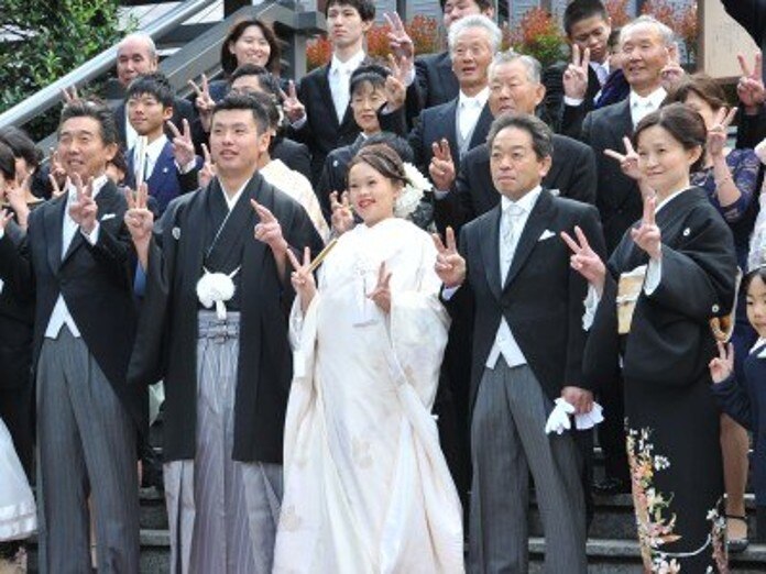 親子3代で挙式を行った高崎神社。家族の新しい歴史が刻まれました。
