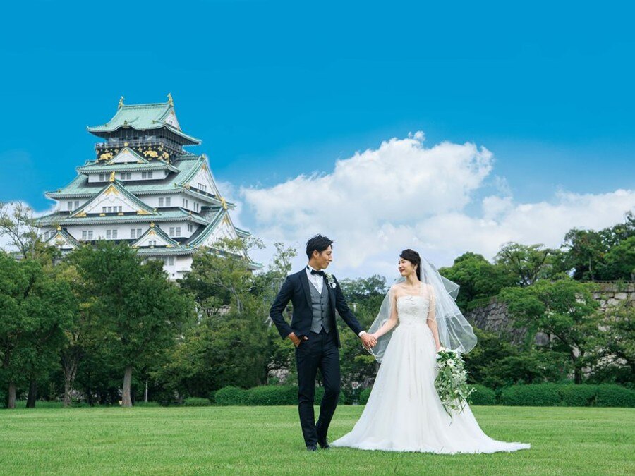 大阪城公園がすぐそこ！　大阪城を背景に、ここでしか撮れないロケーションフォトを