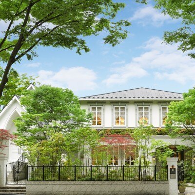 <br>【外観】仙台の象徴・定禅寺通りの美景に佇むガーデン付邸宅