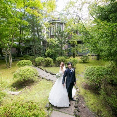 <br>【庭】軽井沢の歴史と自然に囲まれたホテル