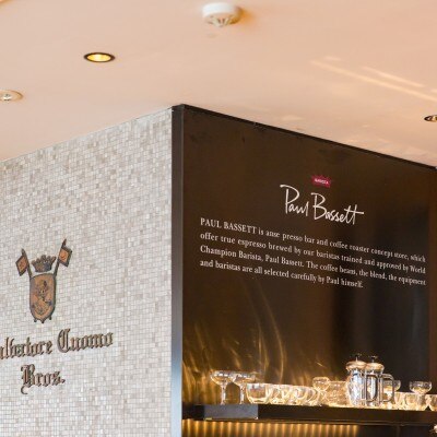 バリスタ世界チャンピオン“ポール・バセット”のコーヒーを使っている証のマーク♪<br>【付帯設備】ホテル並みの設備を贅沢に貸切できる！ワンフロア独占を楽しもう♪