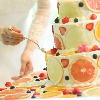 <br>【料理・ケーキ】ウェディングケーキのデザインもオリジナルで対応可能