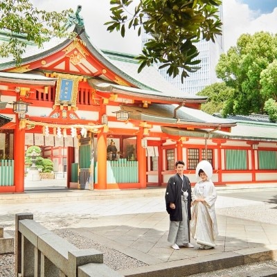 隣接する日枝神社で行う本格的な神前式<br>【挙式】ホテルに隣接徒歩2分の500年の歴史を誇る「日枝神社」