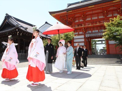 挙式のみプラン 八坂神社で叶える本格神前結婚式 八坂神社 常磐新殿 マイナビウエディング