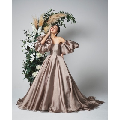 <br>【ドレス・和装・その他】芸能人ドレスやブランドドレスが人気の「FOURSIS&amp;CO.」