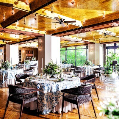 NYのステーキハウスをイメージしたレストラン。テラスとバーが隣接した、自由度の高<br>【披露宴】Main Dining SQUARE／～130名
