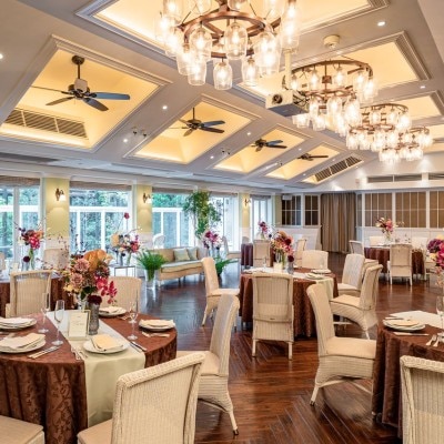 <br>【披露宴】別館「THE VIZCAYA GARDEN」／着席40～128名