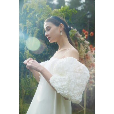 <br>【ドレス・和装・その他】【国内最大手サロン2社と提携】「TAKAMIBRIDAL」×「FOURSIS&amp;CO.」