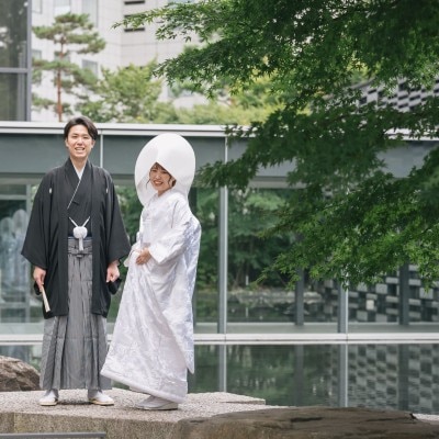 <br>【庭】庭園の豊かな緑に包まれて美しく写真が映える庭園