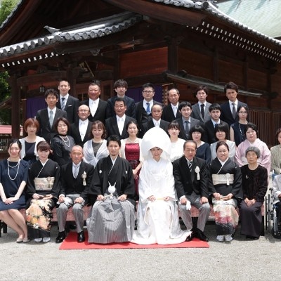 神殿式の後は親族様の集合写真を撮影下さい<br>【挙式】神前式