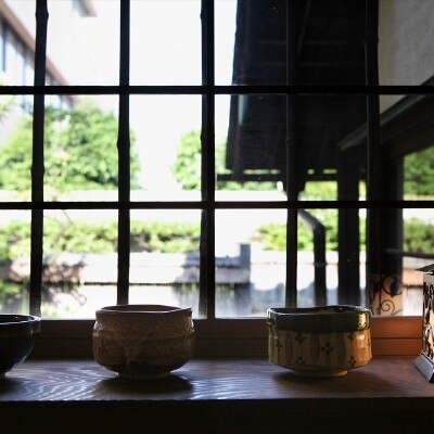 歴史的文化財の茶室など、名士の旧邸を改装したレストランの中にも見どころがいっぱい<br>【付帯設備】付帯設備