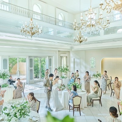 <br>【披露宴】SALON DE FLEURS ～サロン ドゥ フルール～【着席人数】～140名