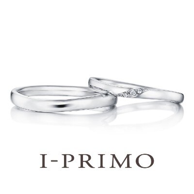 ケレース 細身なラインが指をすっきり魅せるデザイン 結婚指輪 Id I Primo アイプリモ マイナビウエディング