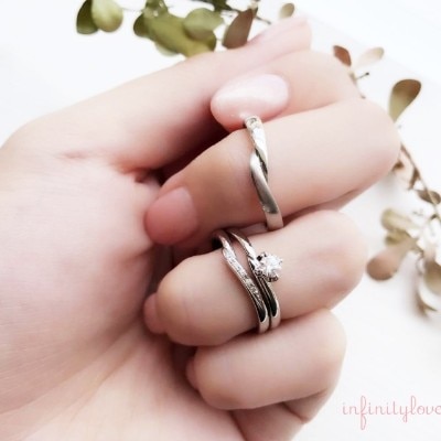 ヴィーナスは美しいVラインが人気の結婚指輪セットもきれい
