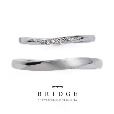 未来への船出　ブリッジのセットが可愛い結婚指輪