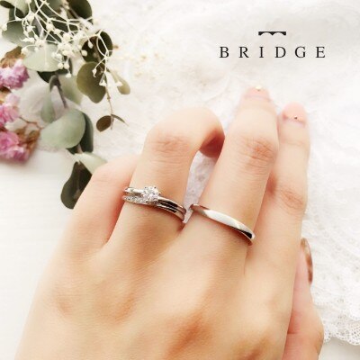 未来への船出　ブリッジ結婚指輪と婚約指輪のセットリング着画