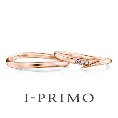 エピュレ 流れるような躍動感が感じられるデザイン 結婚指輪 Id I Primo アイプリモ マイナビウエディング