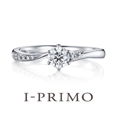 アンドロメダ アシメントリーのデザインがおしゃれ 婚約指輪 Id I Primo アイプリモ マイナビウエディング