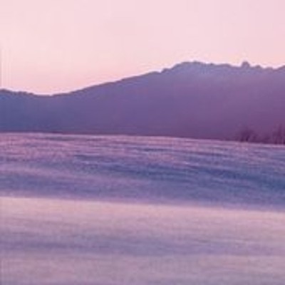 NIWAKA（にわか）:雪佳景（せっかけい）　雪原をイメージしたピンクゴールドとプラチナのコンビネーション結婚指輪