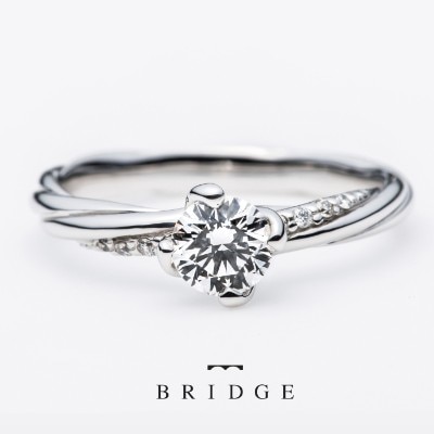 よろこびの絆は首都圏東京ではブリッジ銀座だけの限定で人気の婚約指輪ダイヤモンドネイキッドセット