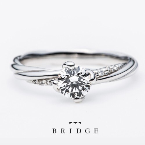 よろこびの絆は首都圏東京ではブリッジ銀座だけの限定で人気の婚約指輪ダイヤモンドネ