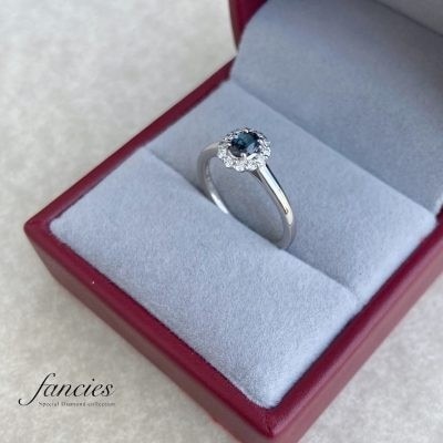 ファンシーズ：カラーストーンの婚約指輪