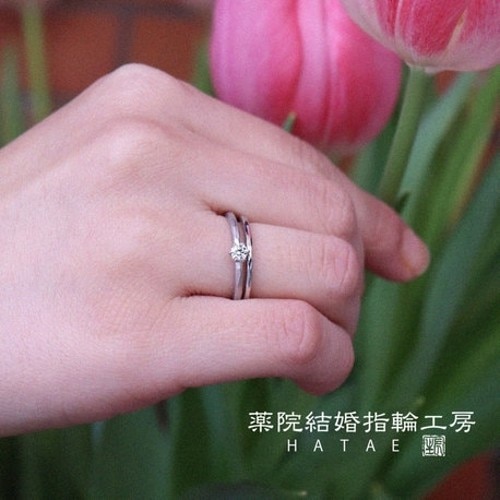 プラチナのシンプルな婚約指輪を自分たちで作る ダイヤも選べる 重ね付けもおすすめ 婚約指輪 Id 薬院結婚指輪工房hatae マイナビウエディング