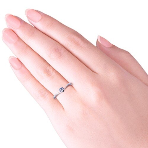 よろしくお願いしますガラ　婚約指輪　サイズ7.5